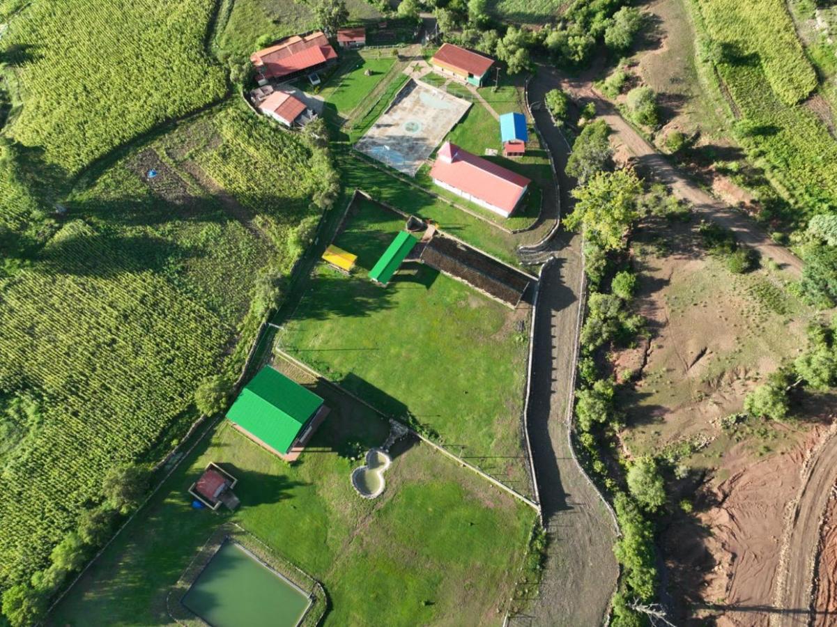 Hotel Mil Estrellas-Torotoro Potosí Esterno foto